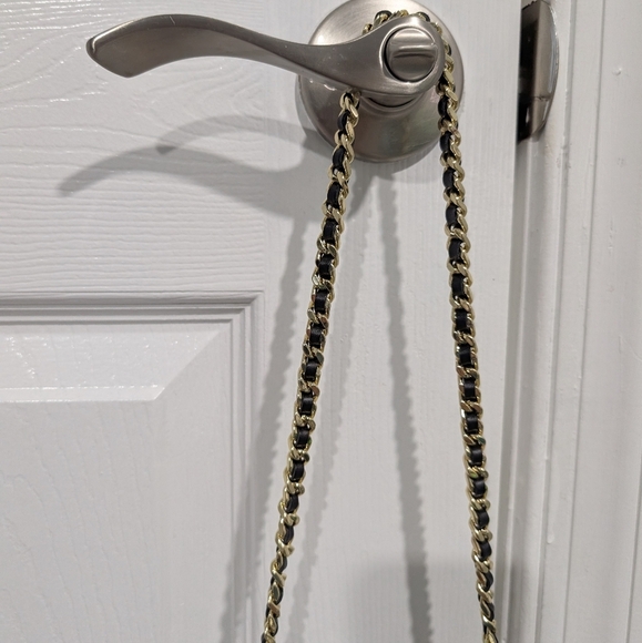 Ted Baker Debbs Black Exotic Stab Stitch Circle Crossbody Bag - Snake Print - Picture 6 of 12